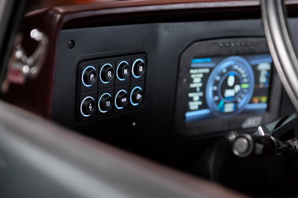AEM 30-8400 AEM 8-Button CAN Keypad official product image