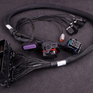 MaxxECU RACE adapter harness Ford Focus RS 2010 (ME 9.0) - MaxxECU — official MaxxECU adapter image