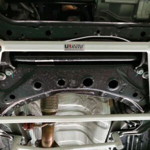 Ultra Racing UR-LA4-3958 Front Lower Bar – Proton X70