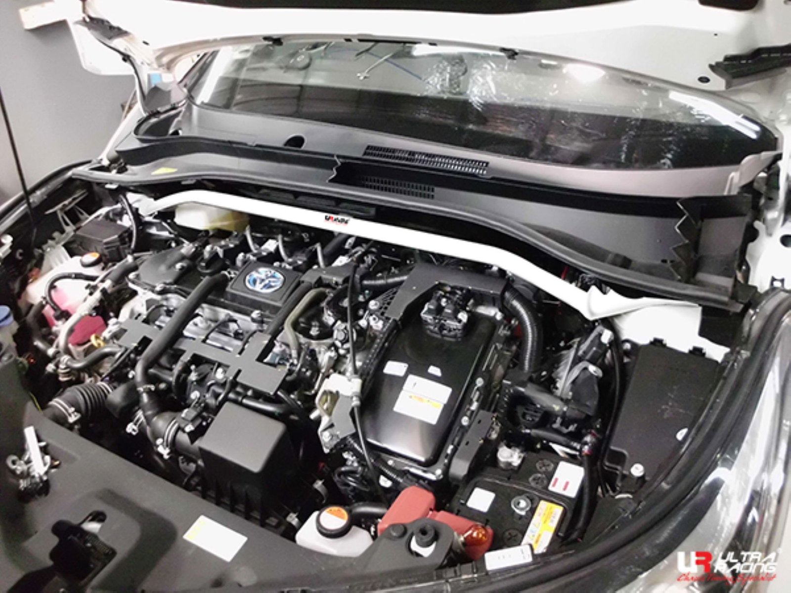 Ultra Racing UR-TW2-3838 Front Strut Bar – Toyota C-HR
