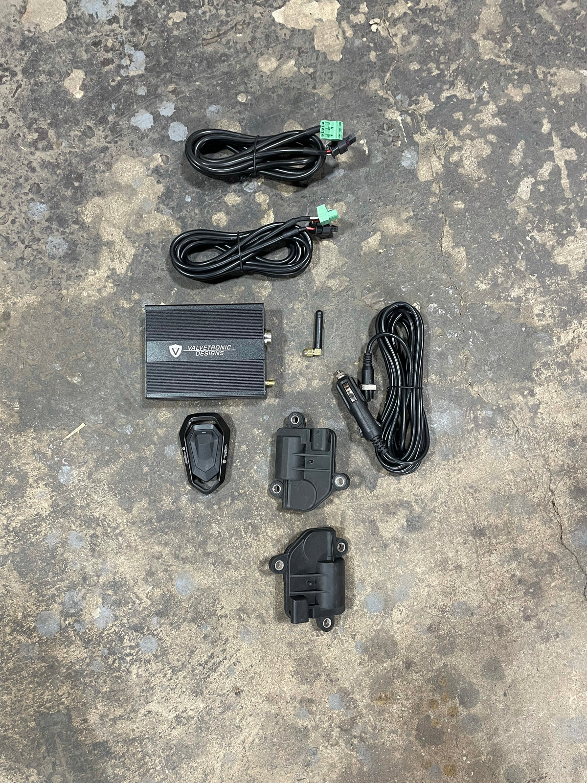 Electronic Exhaust Valve Control Kit — manufacturer product image